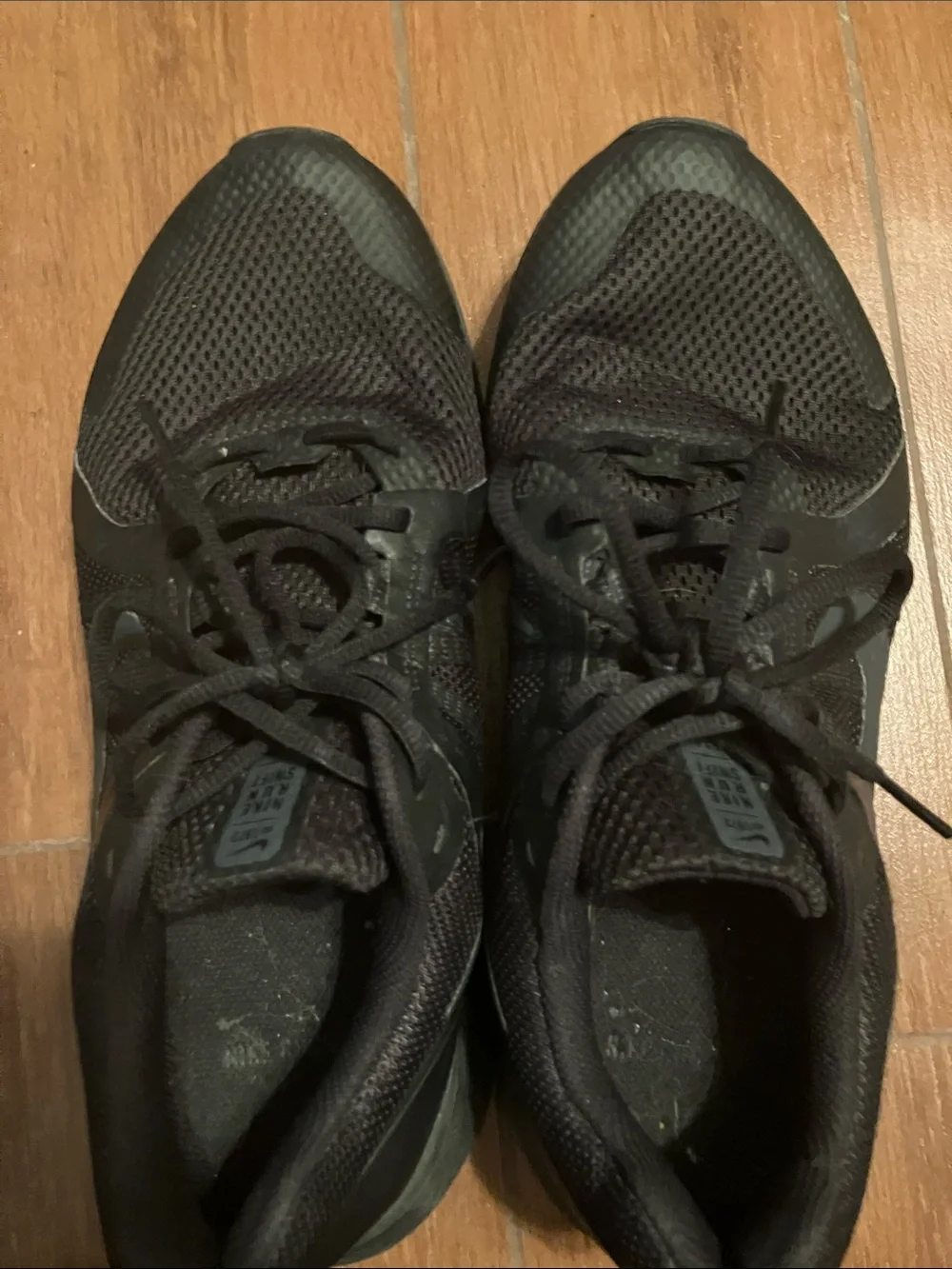 Nike Black Mesh Run Swift Sneakers Men’s 10.5